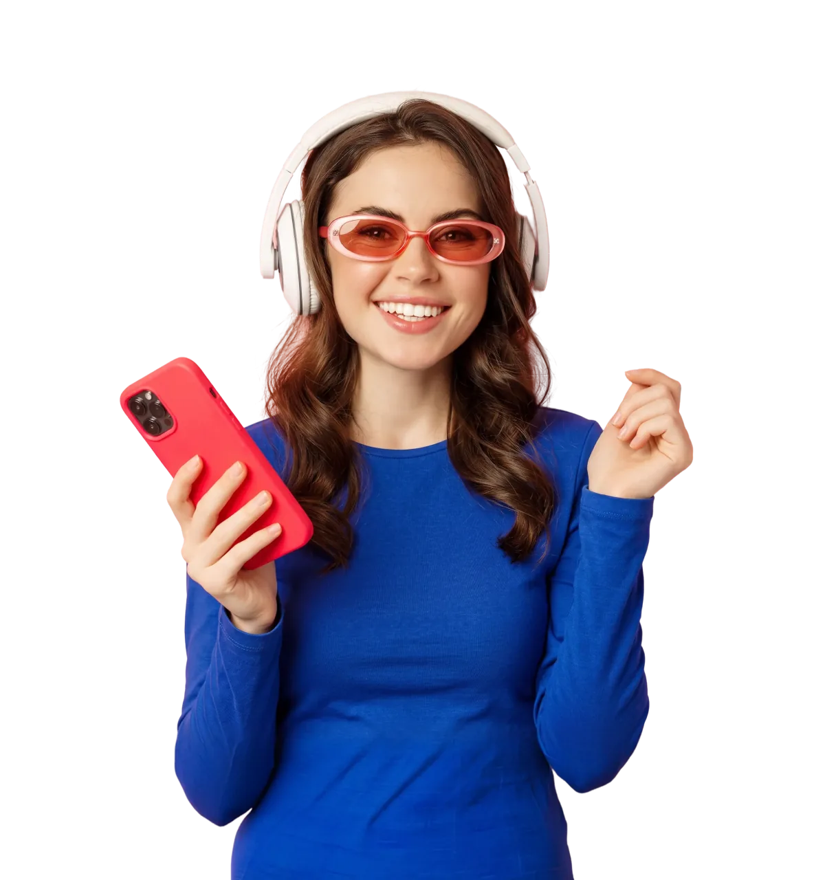 Mulher de azul com fones de ouvido segurando um celular